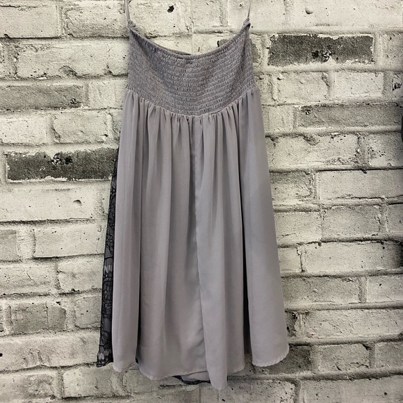 Grey & Lace Strapless Doe & Rea - Picture 2 of 3